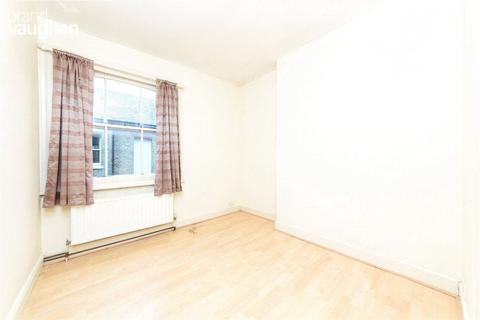 4 bedroom terraced house to rent, Cambridge Grove, Hove BN3