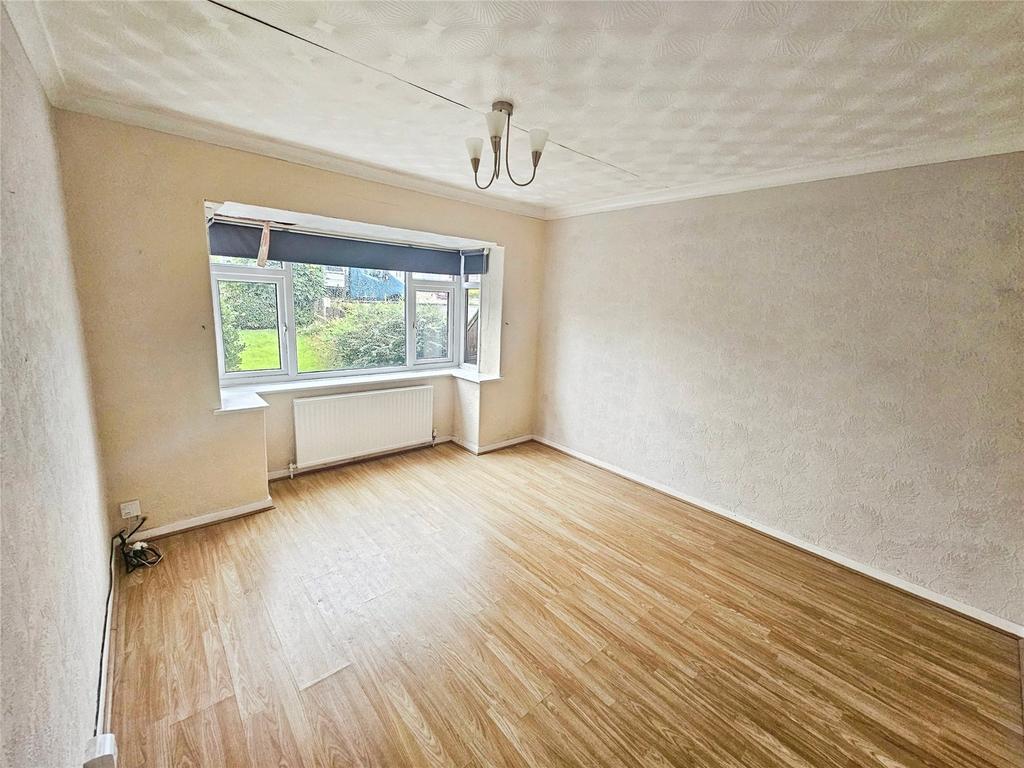 Reception Room/Bed