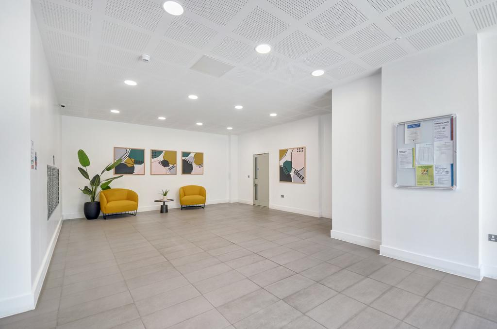 Entrance Foyer Pic  (2).jpg