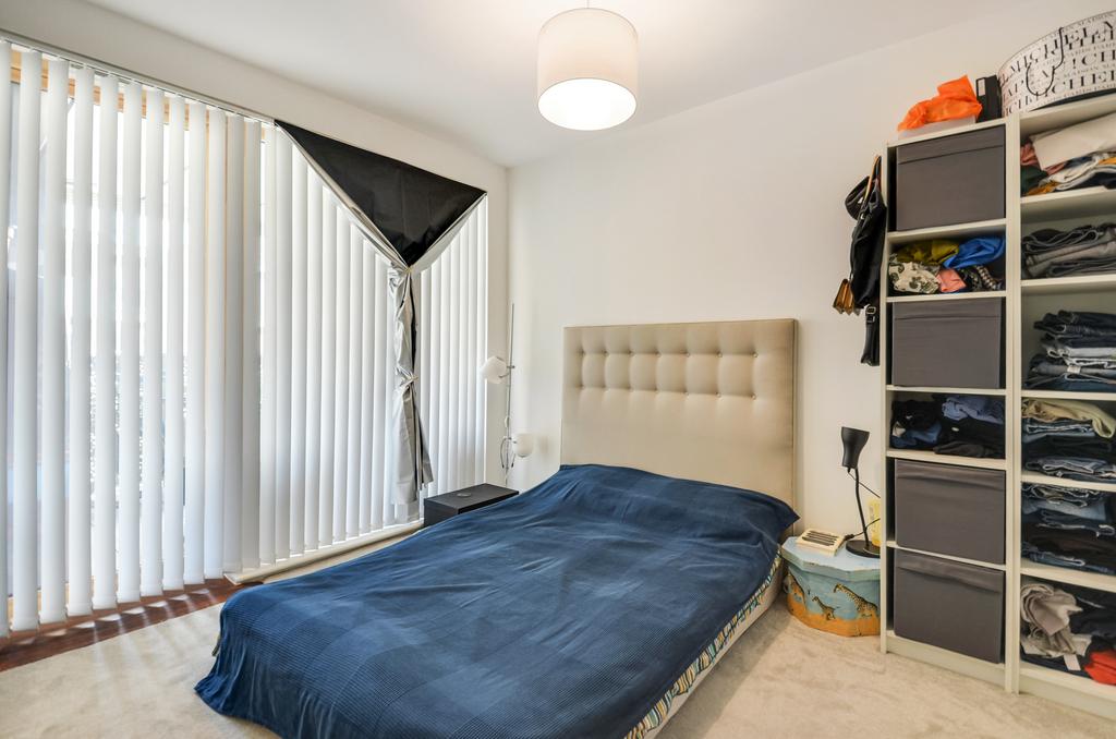 Bedroom Pic  (3).jpg