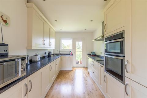 4 bedroom detached house for sale, Dunsgreen, Newcastle Upon Tyne NE20