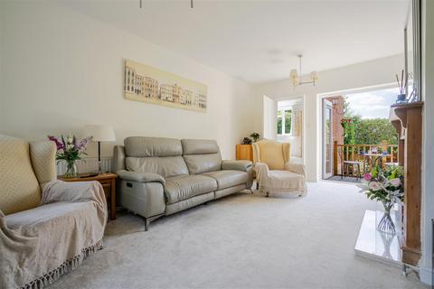 undefined, Ranelagh Crescent, Ascot