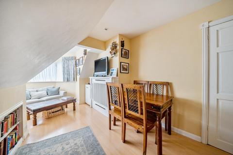undefined, Stanmore Hill, Stanmore HA7