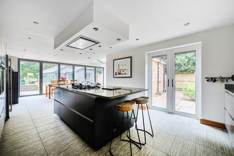Forest View Canada Road, West Wellow, Romsey, SO51 6DD