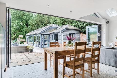 Forest View Canada Road, West Wellow, Romsey, SO51 6DD