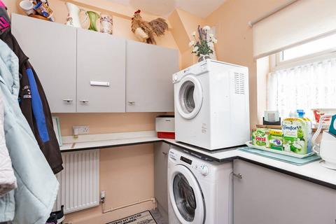 15 Brook Road, Whitstable, CT5 2QE