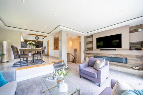 4 bedroom detached house to rent, Front Street, Belper, Derbyshire, DE56 2FT
