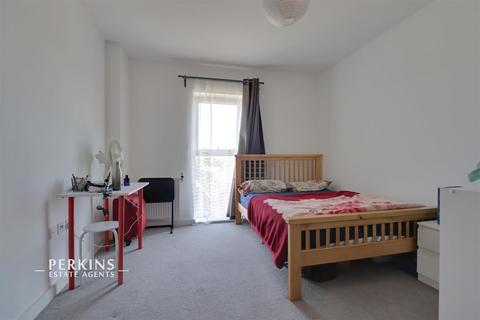 undefined, Northolt, UB5