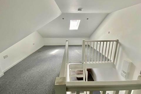 1 bedroom apartment to rent, High Street, Rushden NN10