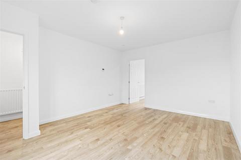 undefined, Simmental Drive, Milton Keynes MK8