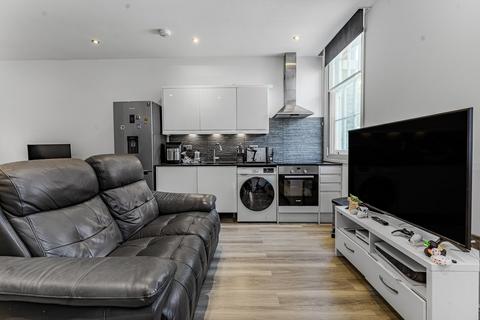 undefined, London Road, Staines-upon-Thames, TW18
