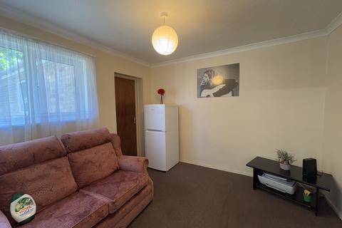 1 bedroom in a house share to rent, Turpyn, Cambridge , CB4