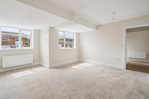 8 Beechtree Avenue, Marlow, SL7 3NJ