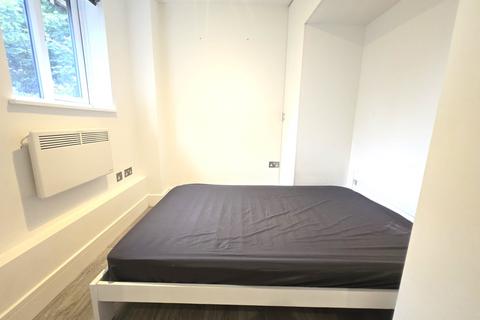 1 bedroom flat to rent, Willenhall Drive, Hayes, Greater London, UB3