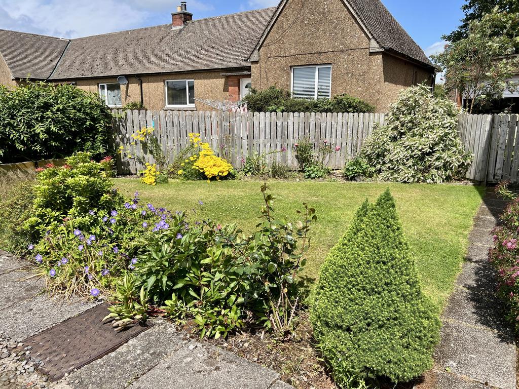 2 Queenshill Park, Ringford - Williamson and Henry
