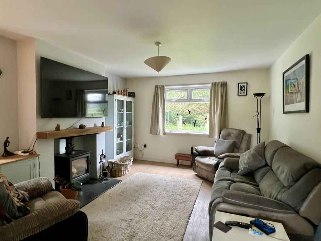 2 Queenshill Park, Ringford - Williamson and Henry