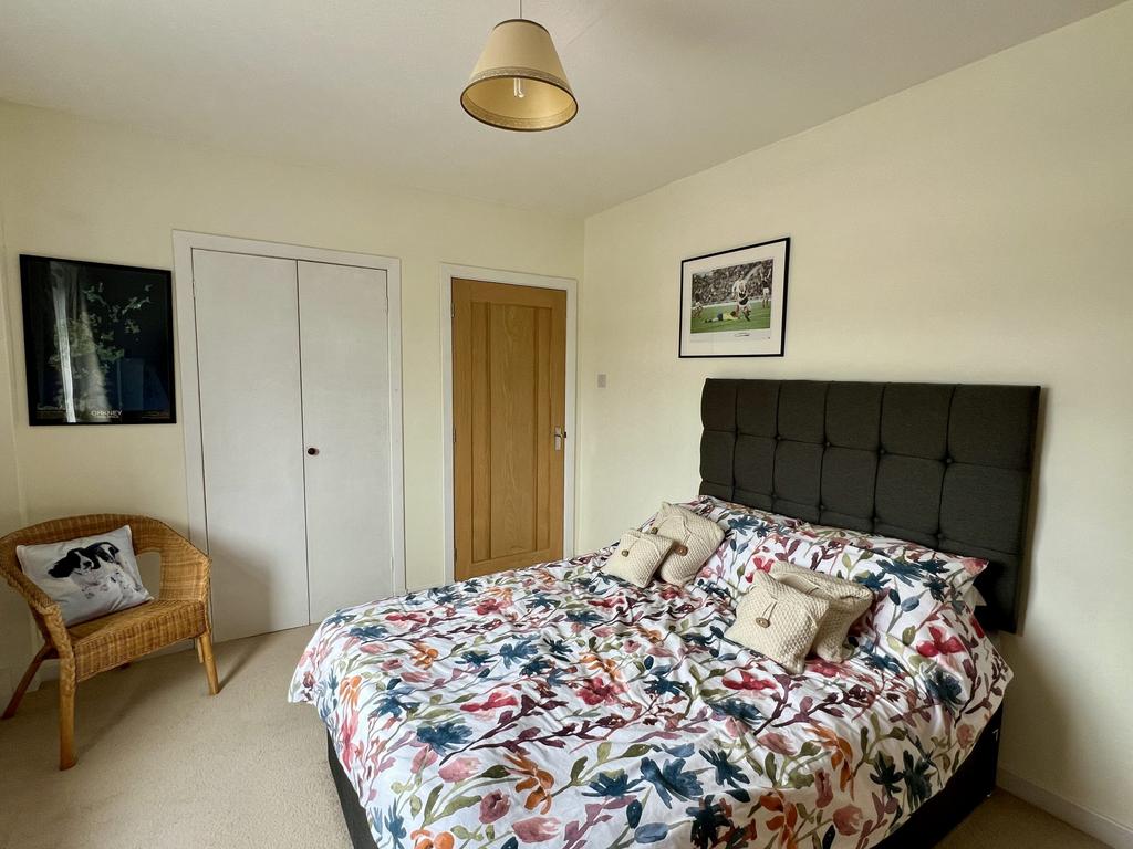 2 Queenshill Park, Ringford - Williamson and Henry