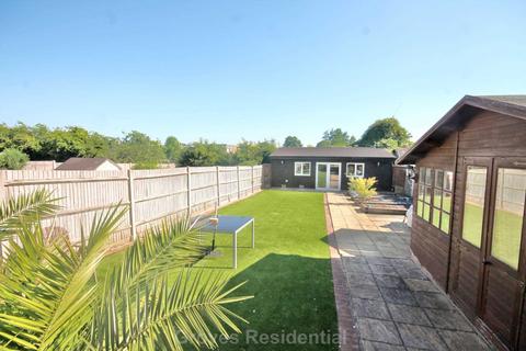 3 bedroom semi-detached house for sale, Mount Pleasant Road, New Malden