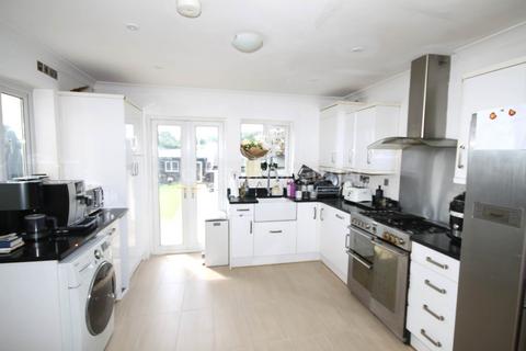 3 bedroom semi-detached house for sale, Mount Pleasant Road, New Malden