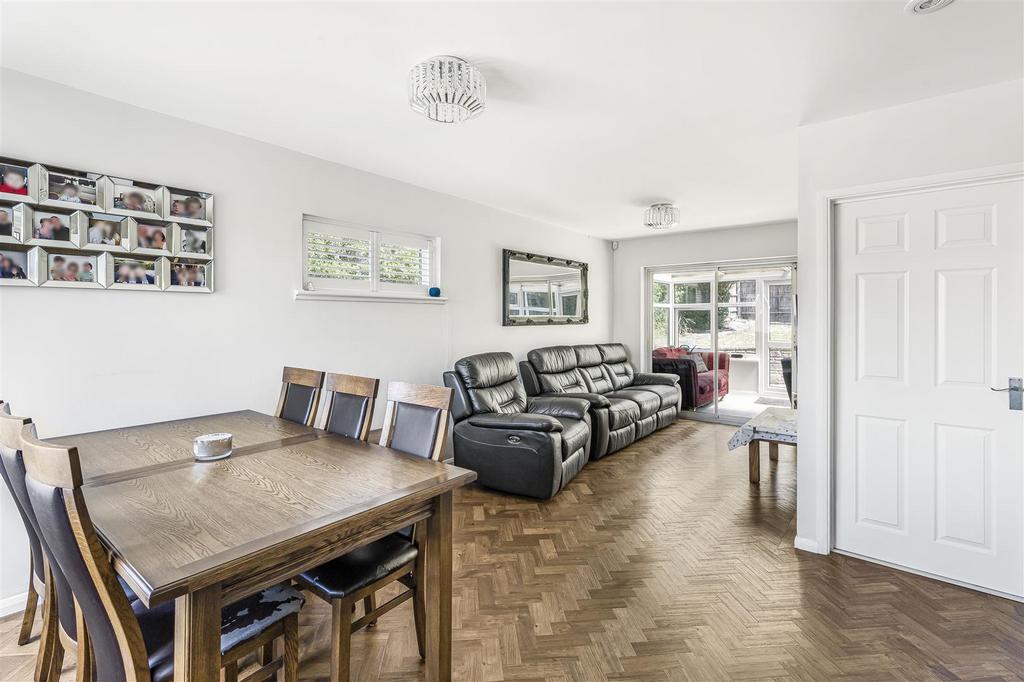 Living / dining room