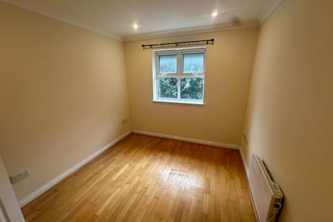 undefined, Hillary Drive, Isleworth TW7