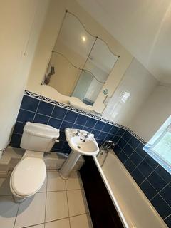 undefined, Hillary Drive, Isleworth TW7