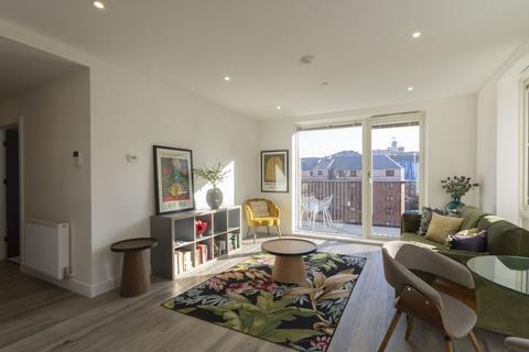 2 bedroom apartment for sale, The Fazeley, Snow Hill Wharf, Shadwell Street, Birmingham, B4