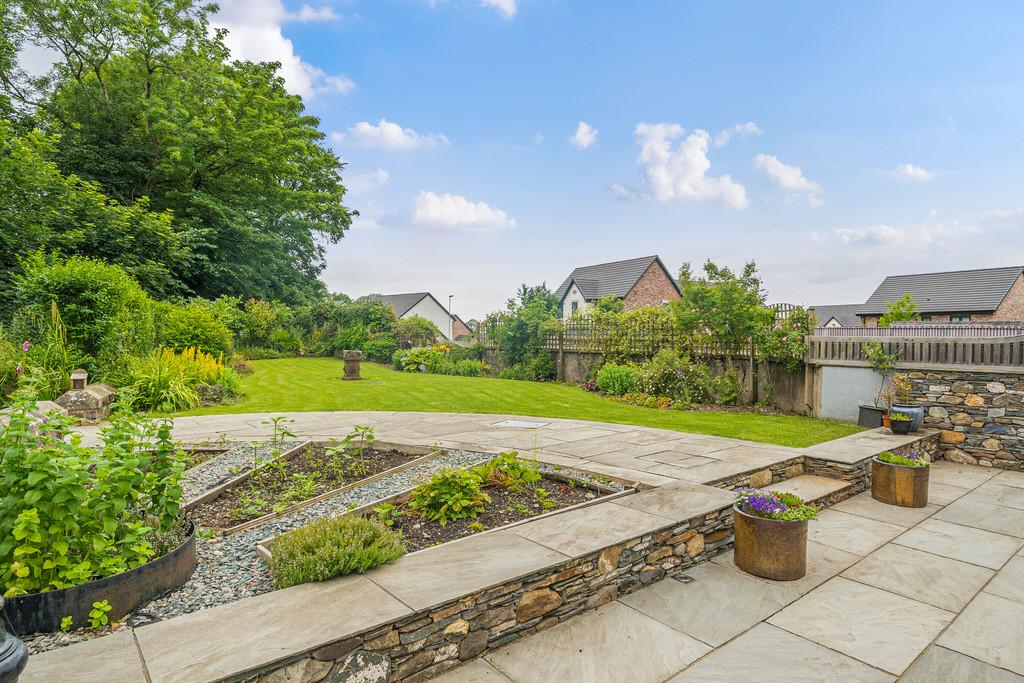Side Garden