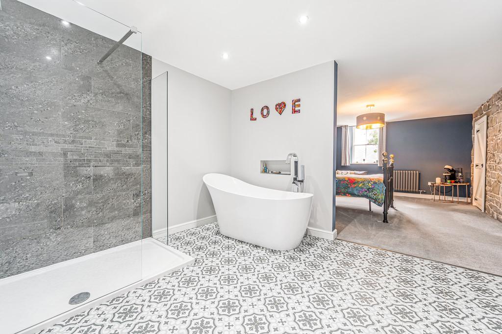 Bedroom One En-suite