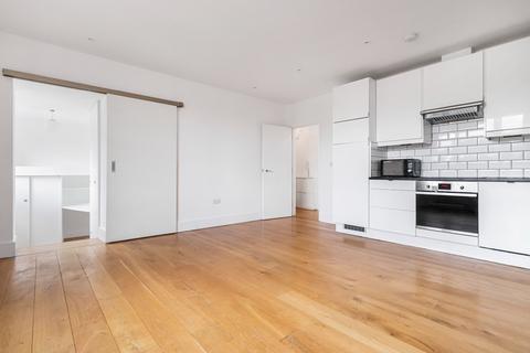 3 bedroom apartment for sale, Roxborough Park, Lower Slopes of Harrow on the Hill