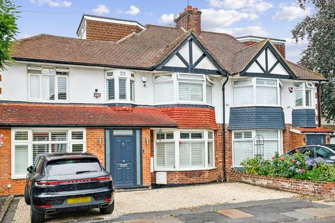 20 Egerton Road, Twickenham, TW2 7SP