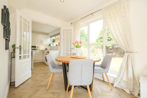 6 Woodley Road, Orpington, BR6 9BN