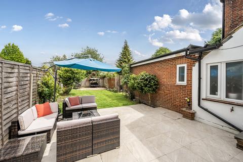 undefined, Hersham Road, Walton On Thames, Surrey, KT12