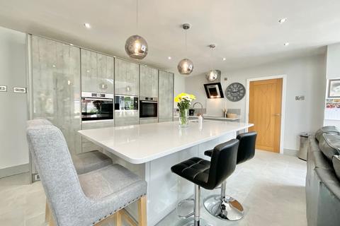 3 bedroom detached bungalow for sale, Broad Lane, Stapeley, CW5