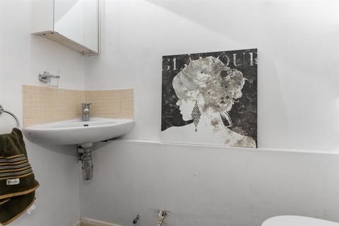 3 bedroom terraced house for sale, Derwent Road, Raynes Park SW20