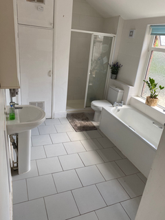 1 bedroom in a house share to rent, Milner Road, Birmingham B29