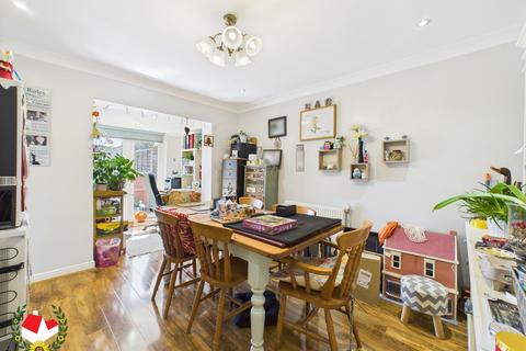 12 Askwith Road, Gloucester, GL4 4PP