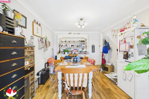 12 Askwith Road, Gloucester, GL4 4PP