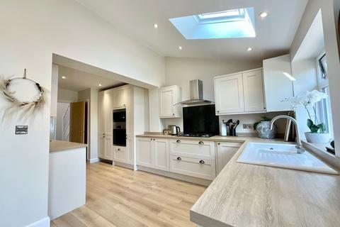 3 bedroom semi-detached house for sale, Kennedy Road, Stoke-On-Trent, ST4