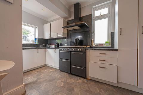 4 bedroom semi-detached house for sale, Glasllwch Crescent, Newport, NP20