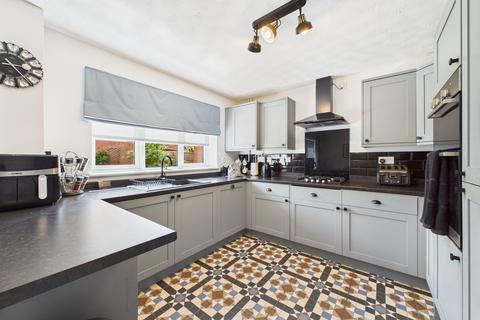 10 Plover Close, Thetford, IP24 2YP