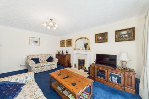 10 Plover Close, Thetford, IP24 2YP