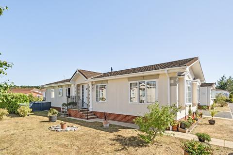 2 bedroom mobile home for sale, Ashgrove Road, Bovey Tracey