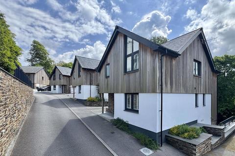 4 bedroom detached house for sale, Cornelius Drive, Truro