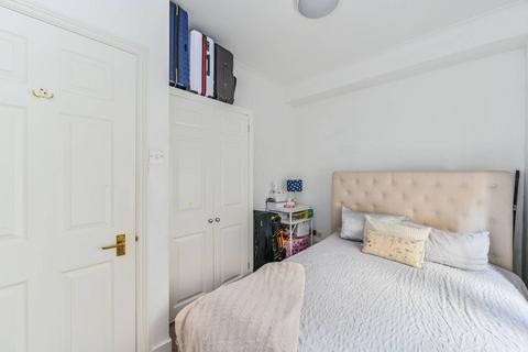 undefined, South Lambeth Road, Stockwell, London, SW8