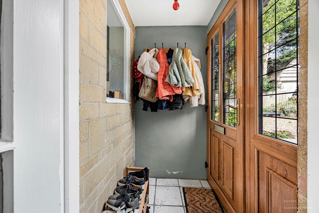 6 56493 watermarked.jpg