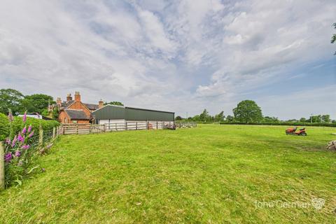 4 bedroom cottage for sale, Holly Lane, Loxley Green