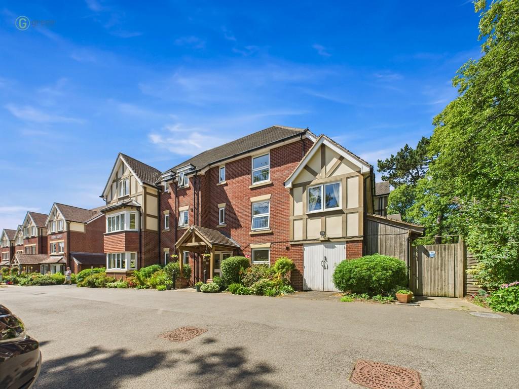 church-road-sutton-coldfield-b73-2-bed-apartment-for-sale-180-000
