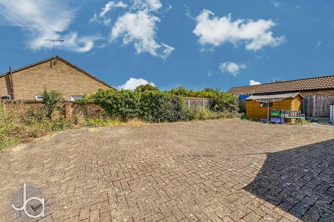 10 Sioux Close, Highwoods, Colchester, CO4 9RP