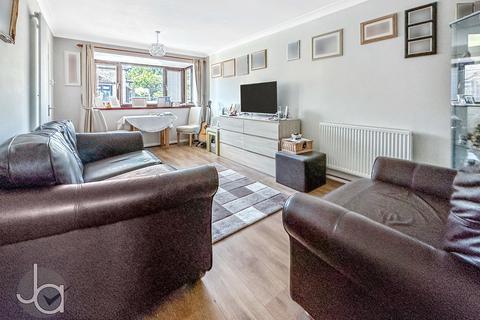 10 Sioux Close, Highwoods, Colchester, CO4 9RP
